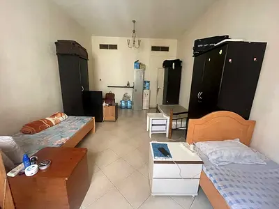 Executive bed space for rent - Male