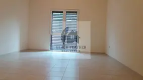 STREET 3 XXL STUDIO IN MED 8*WARDROBES NEAR TO METRO @ 44K