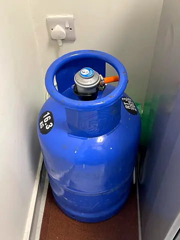 16.3 kg Adnoc Blue LPG Gas Cylinder with Regulator