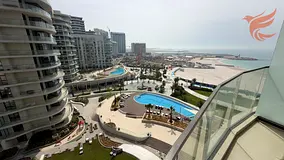 Modern 1BHK Apartment | High Floor | Shared Pool | Bay Residences