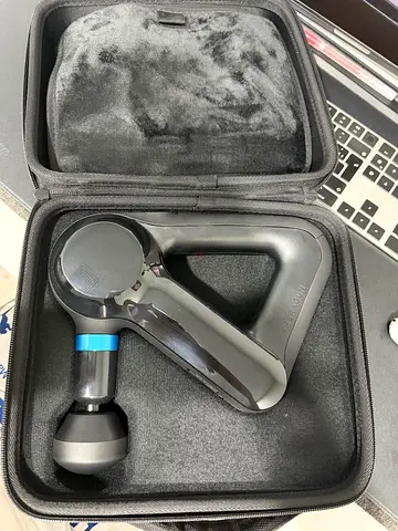 Theragun Elite Gen 4 – Like New – Full Set + Case