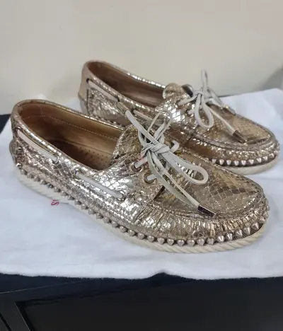 Authentic Christian Louboutin Flat Lofers suze 38½