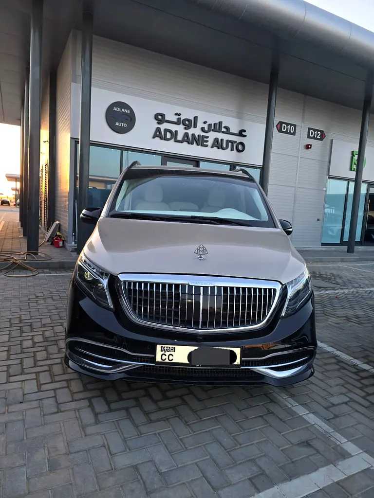 Mercedes-Benz V-Class 2019 — photo 1 of 17