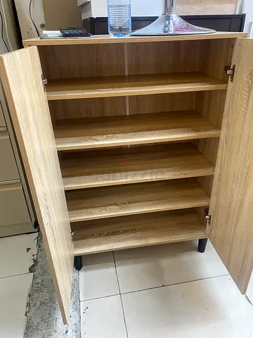 Oak-finish Shoe Cabinet with Multiple Shelves - Good Condition