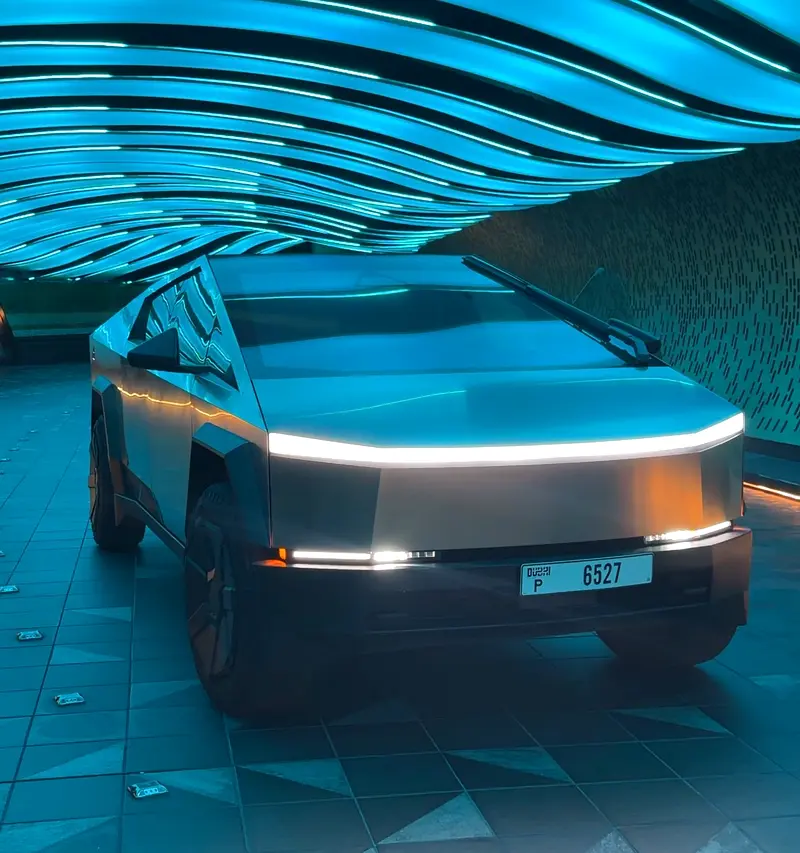 Tesla Cybertruck 2024 — photo 1 of 5