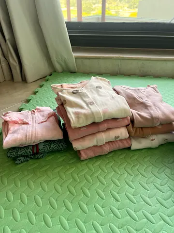 Girl clothes 24-36 months