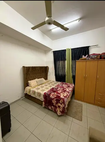 Room for rent 2100