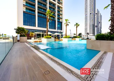 Modern Luxury 1BR | High Floor | Closed Kitchen