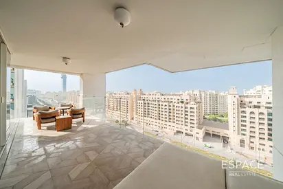 Sea View | Corner Unit | Private Beach