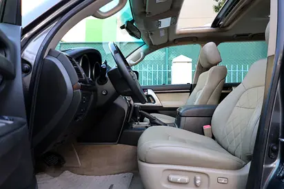 2011 Toyota LAND CRUISER 照片 9