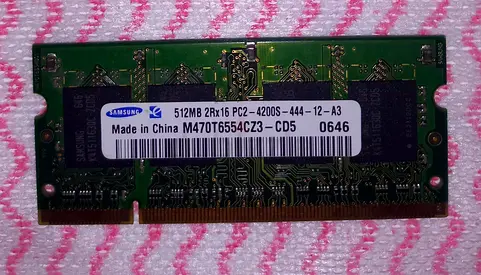 Samsung 512MB DDR2 Laptop RAM