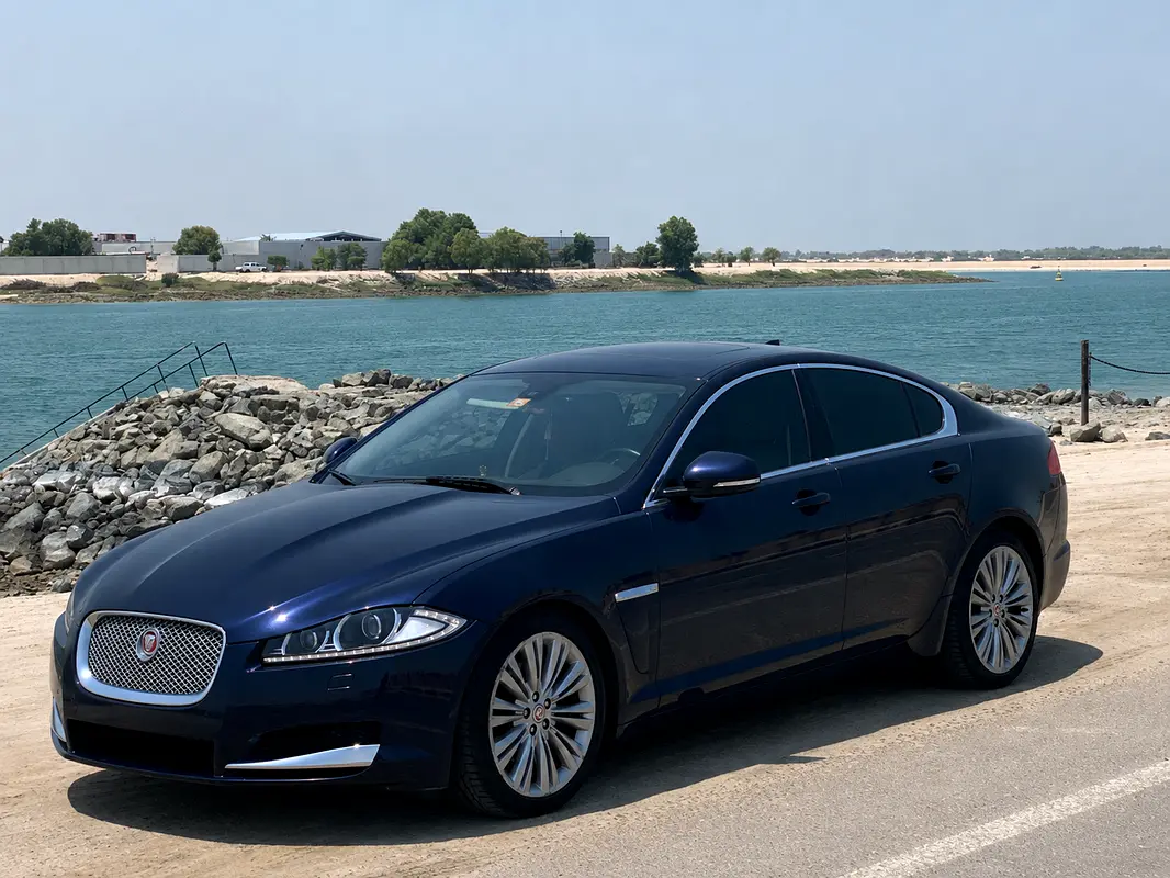 Jaguar XF 2014 — photo 1 of 1