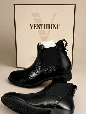 Venturini Black Leather Chelsea Boots - Womens Size (Excellent Condition)