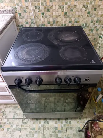 Indesit Electric Stove