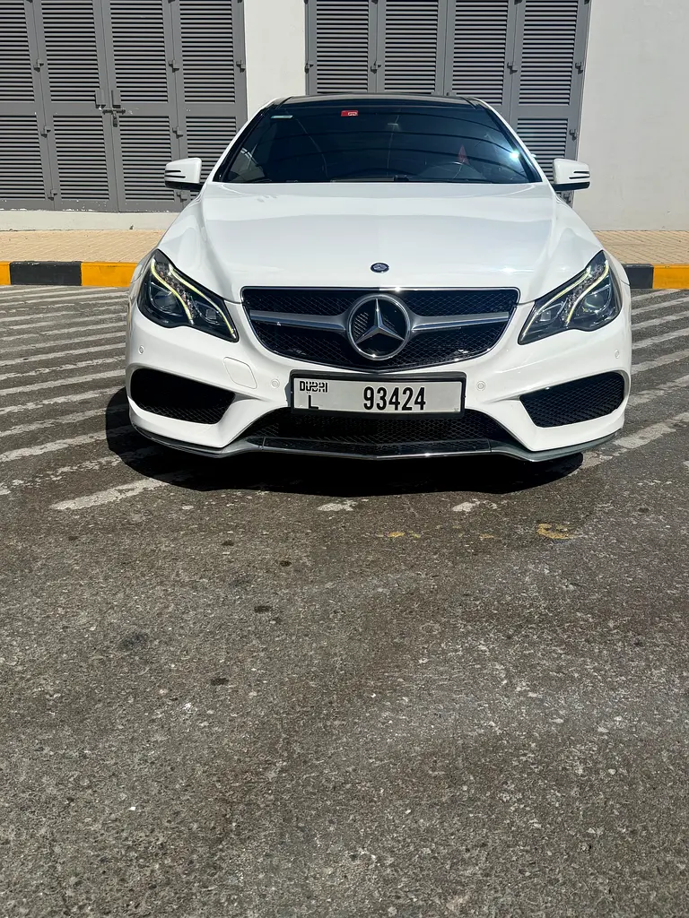 Mercedes-Benz E-Class 2016 — photo 1 of 7