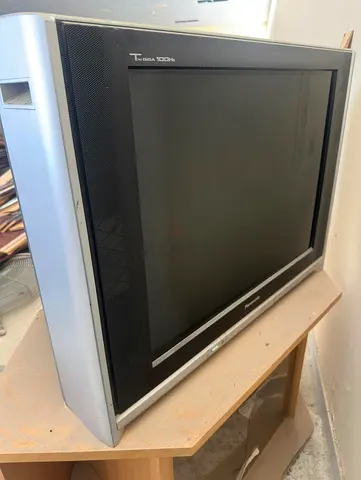 Ultra Rare Panasonic 34”TAU GIGA 100Hz Flat CRT TV Mint Condition-Component/YUV-Retro Gaming Beast🎮