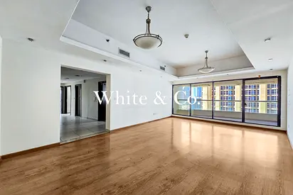 Upgraded | Skyline View | Vastu Complliant