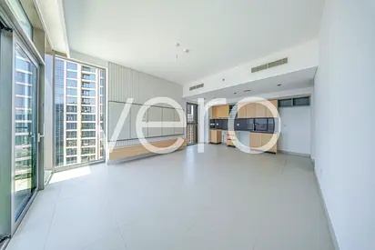 Huge Layout I Vacant I Downtown Views