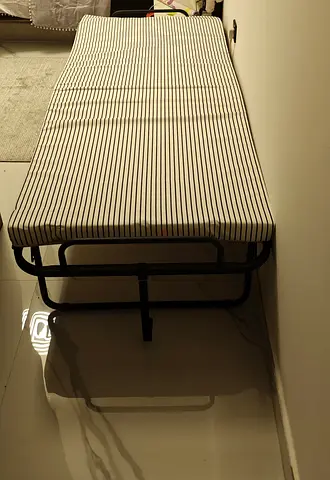 Sandler folding bed with mattress - black - metal