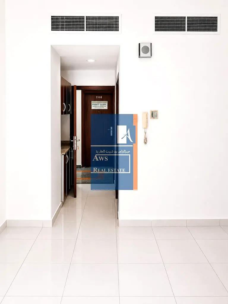 Affordable Studio Available for Executive Bachelors and Families