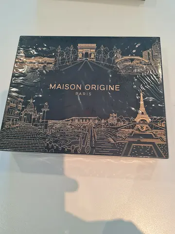 Maison Origine Golden Samples of Love