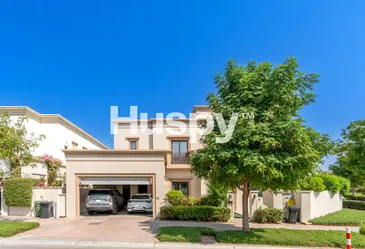 Overlooking Pool | Unfurnished | Vacant