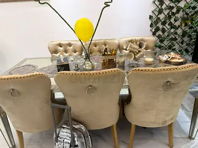 Elegant Mirror Dining Table + 6 Light-Golden Chairs (Excellent Condition)