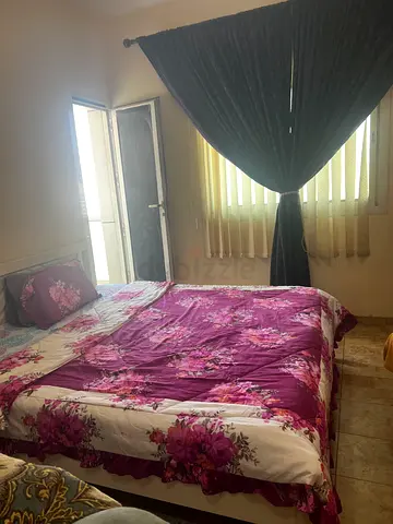 1 BR for rent fully furnished bigger than Master Bedroom with own separate AC. Lady owner,