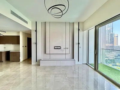 High Floor | Upgraded | Chiller Free