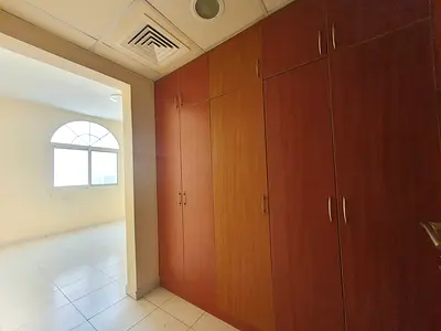 LAVISH BIG SIZE 2BHK WITH BALCONY WITH WARDROBE IN MUWAILEH