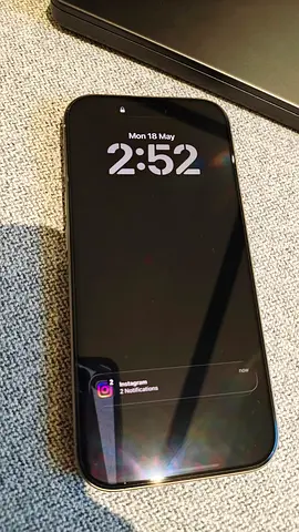 Iphone 16 pro 256gb HK dual physical sim 93% battery Health.