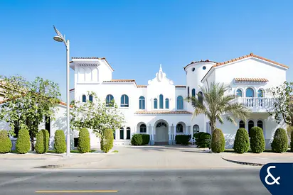 High Number Signature Villa | Best Value
