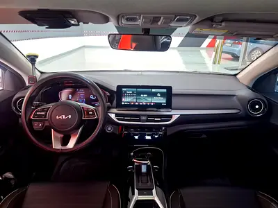 صورة 9 لـ 2024 KIA K3