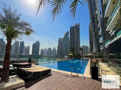 Urban Retreat: Sea View Apartment in Dubai Marina