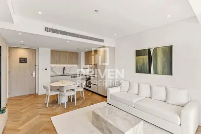 Fully Upgraded | Vacant | High Floor | Furnished