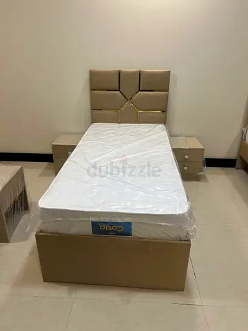 Hi I want to sale single bed with mattress brand new available