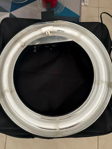 Circular Fluorescent Ring Light (Studio Lighting) - Used