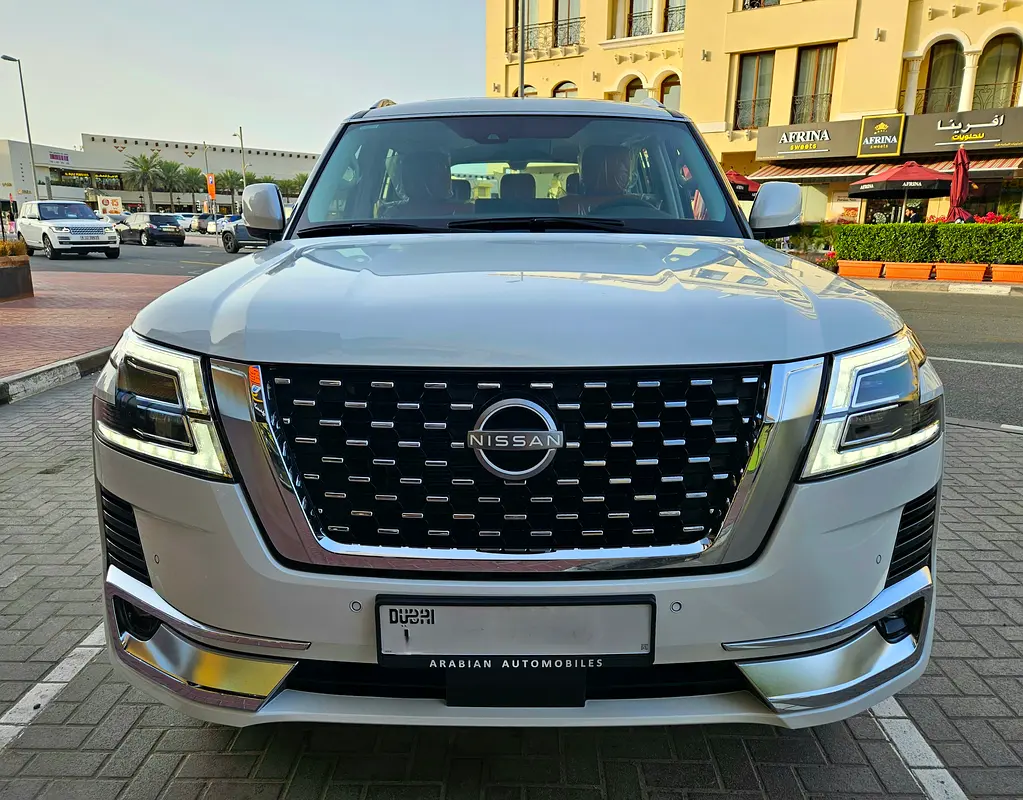 Nissan Patrol 2024 — photo 1 of 14