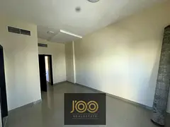 Central location | Large area | Close to exits and services | Excellent price