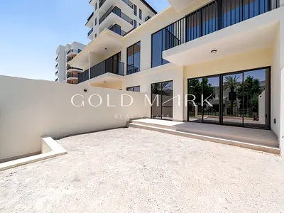 Motivated Seller | Large Private Garden | Vacant