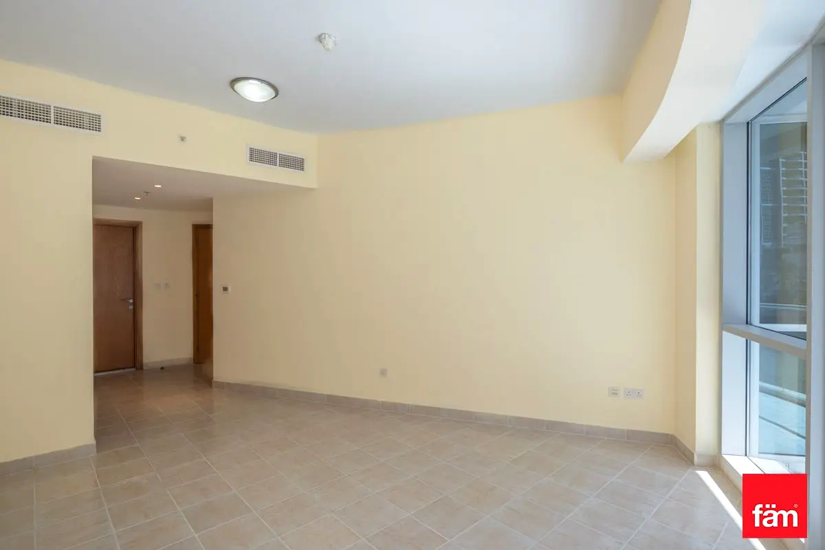 Full Lake View | Rare view apartment