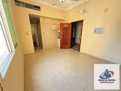 Largest studio apartment with separate kitchen, near Dubai exit, security deposit required.
