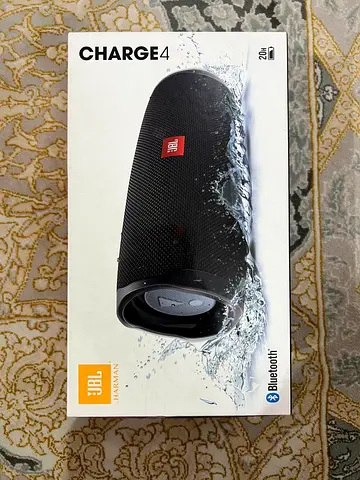 JBL Charge 4 Portable Bluetooth Speaker - Black full box