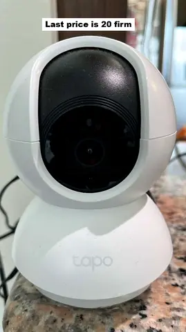 TP-Link Tapo C200 Indoor Wi-Fi Security Camera (Pan/Tilt) - Good Working Condition