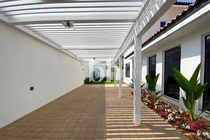 Fully Renovated | Modern| Pool| Gym| Pvt Garden
