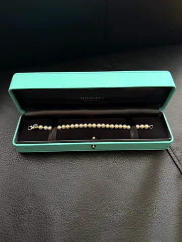 Tiffany  Co peart bracelet