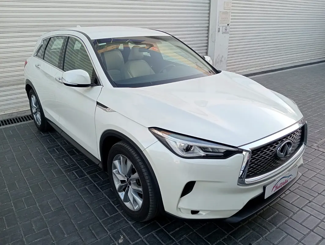 Infiniti QX50 2021 — photo 1 of 15