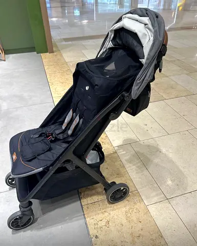 Compact Folded Baby Stroller - Lightweight, Easy Fold
