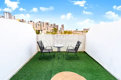 Fully Furnished I Studio Apartment I Azizi Riviera 29