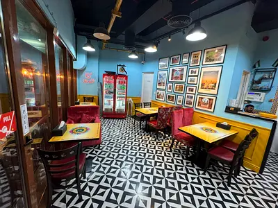 FOR SALE, TOP RATED RENOWNED RUNNING PAKISTANI RESTAURANT